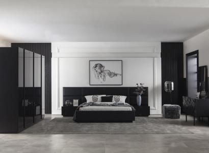 Black Bedroom Luxury Furniture Wardrobe Chest of drawers Bedside tables 5pcs.